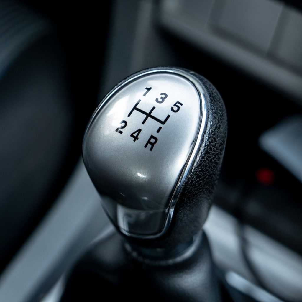 Manual transmission shifter